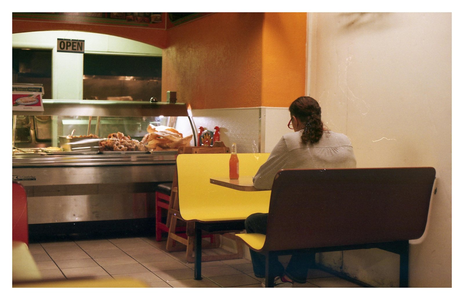 Vibrant dining scene in San Antonio, Texas, featuring authentic Tex-Mex and diverse culinary offerings.