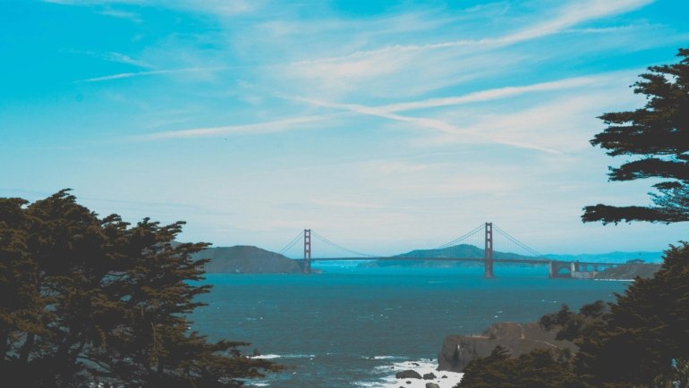 Best places to travel right now in USA: Explore diverse and iconic destinations from vibrant cities to stunning national parks and scenic coastlines for your next adventure.