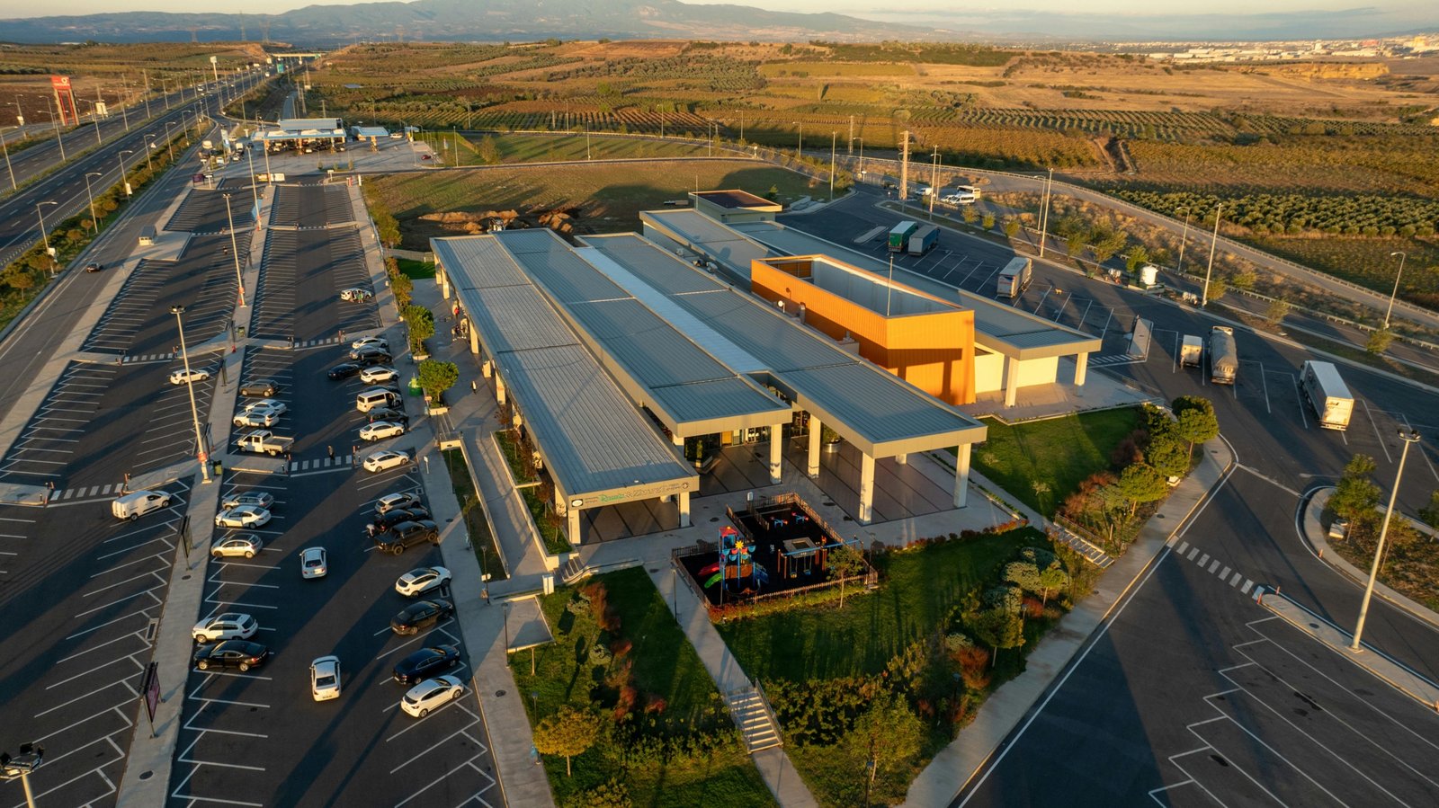 Fairburn Family Travel Center: Modern, clean, and safe highway rest stop in Georgia with amenities for families, professional truckers, and pets, including fuel, diverse dining, and secure parking.