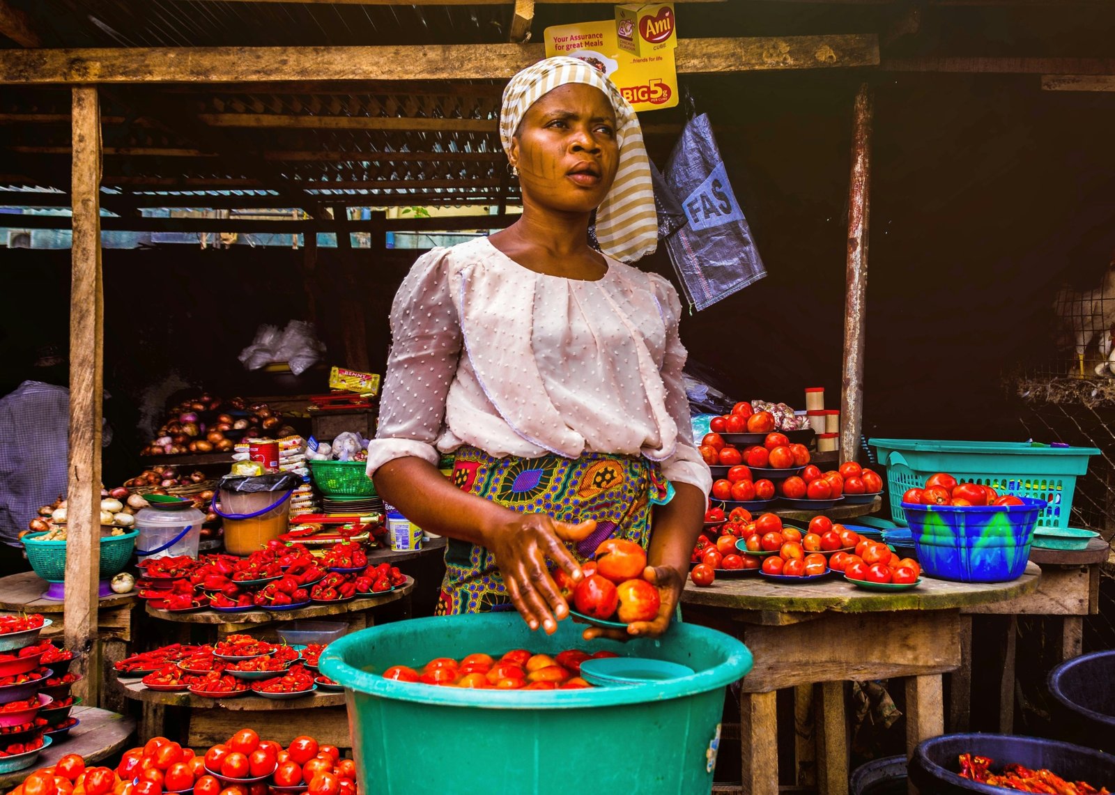 Melon travel: A smiling woman at a vibrant local market, happily selecting fresh produce and engaging with authentic culinary experiences, embodying the essence of slow, mindful, and culturally immersive travel.
