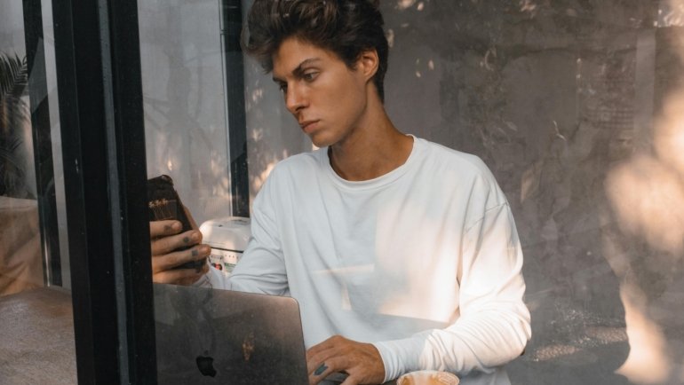 GL.iNet travel router hack for enhanced security, VPN, and ad-blocking for digital nomads and frequent travelers.