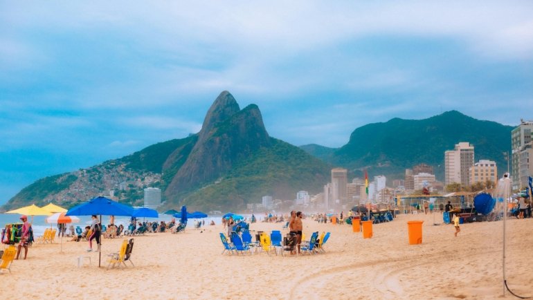 Vibrant image showcasing diverse global travel destinations for a perfect July summer vacation, inspiring adventure and relaxation.