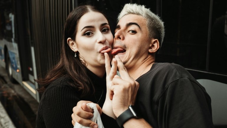 Happy travelers laughing and enjoying a fun travel moment, embracing the humor and surprises of the journey