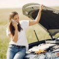 Mobile mechanic repairing a vehicle roadside to provide fast and reliable travel assistance