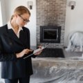 Travel nurse searching for reliable furnished housing options online before assignment