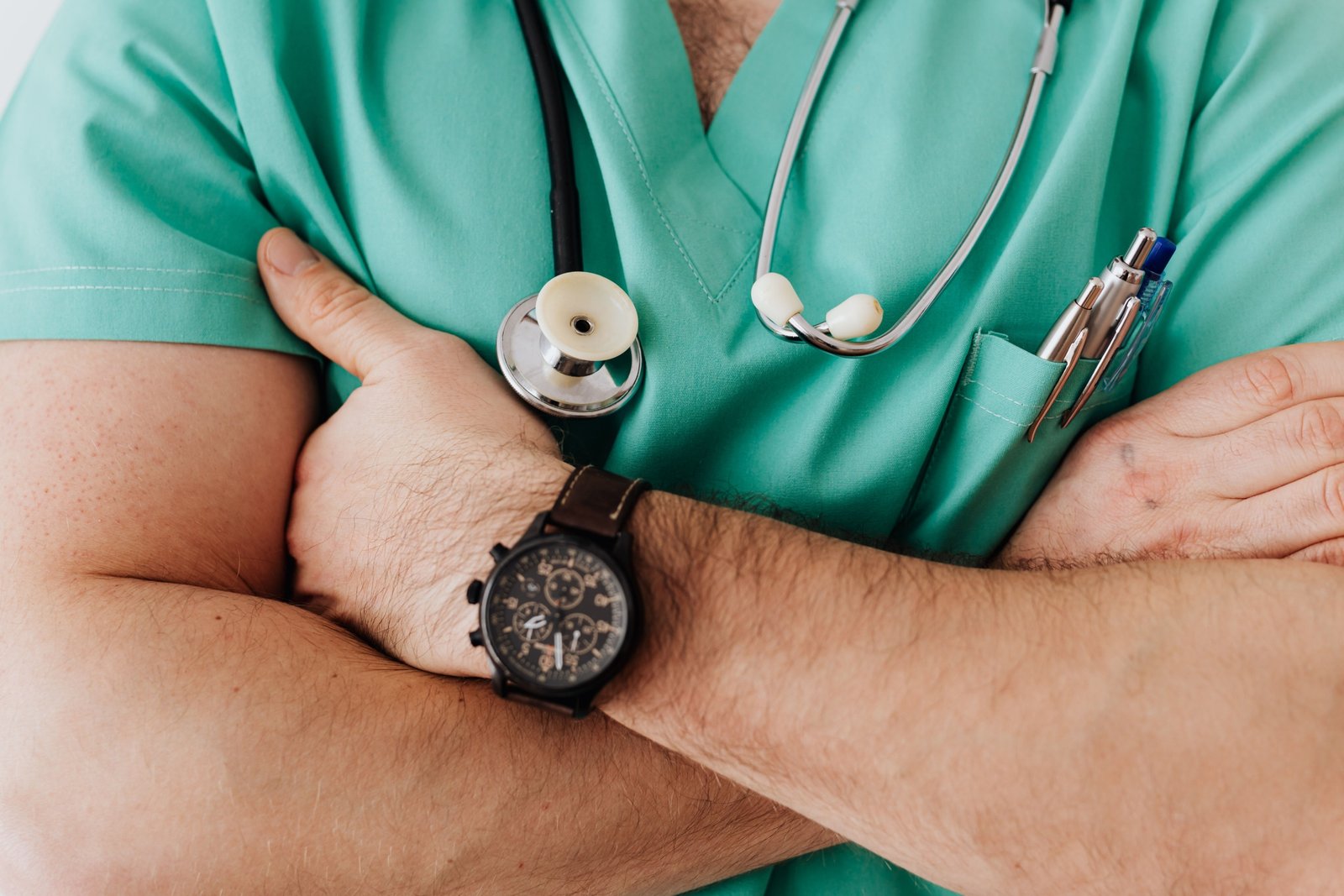 Traveling physician assistant providing medical care in a hospital setting, showcasing flexible healthcare professional on the move
