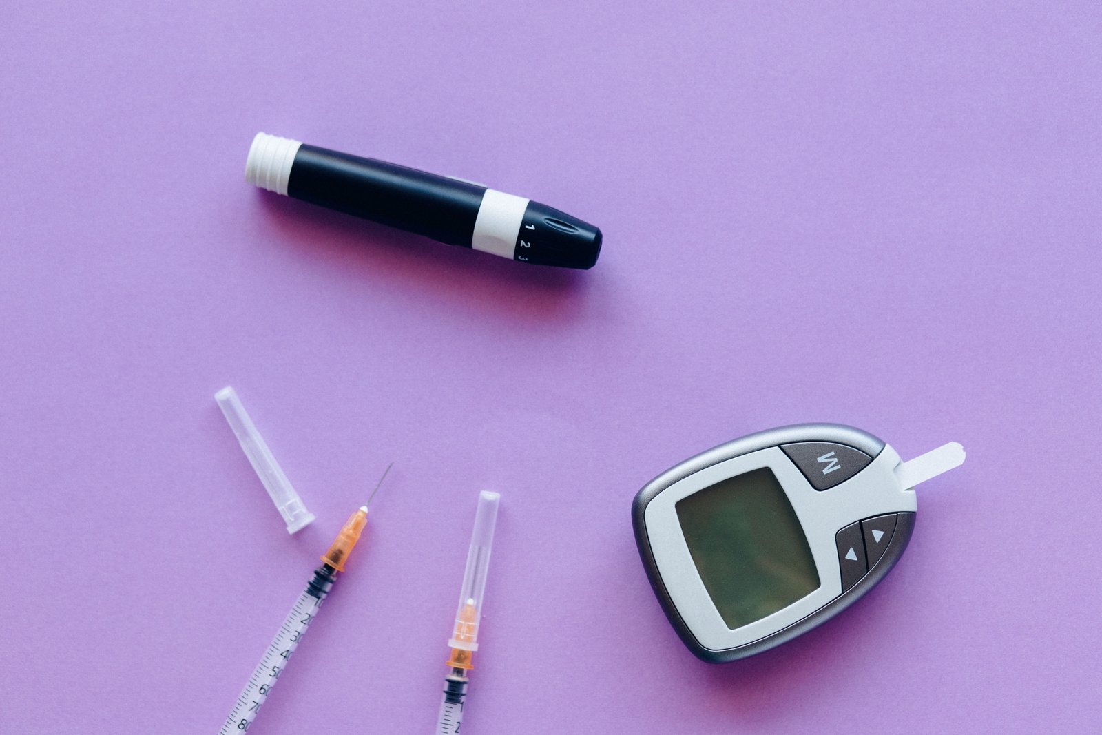 Insulin travel case with organized insulin pens and diabetes supplies for safe and convenient travel